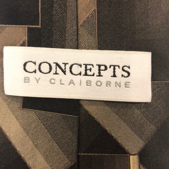 Geometric shapes Men’s Tie - Picture 2 of 3